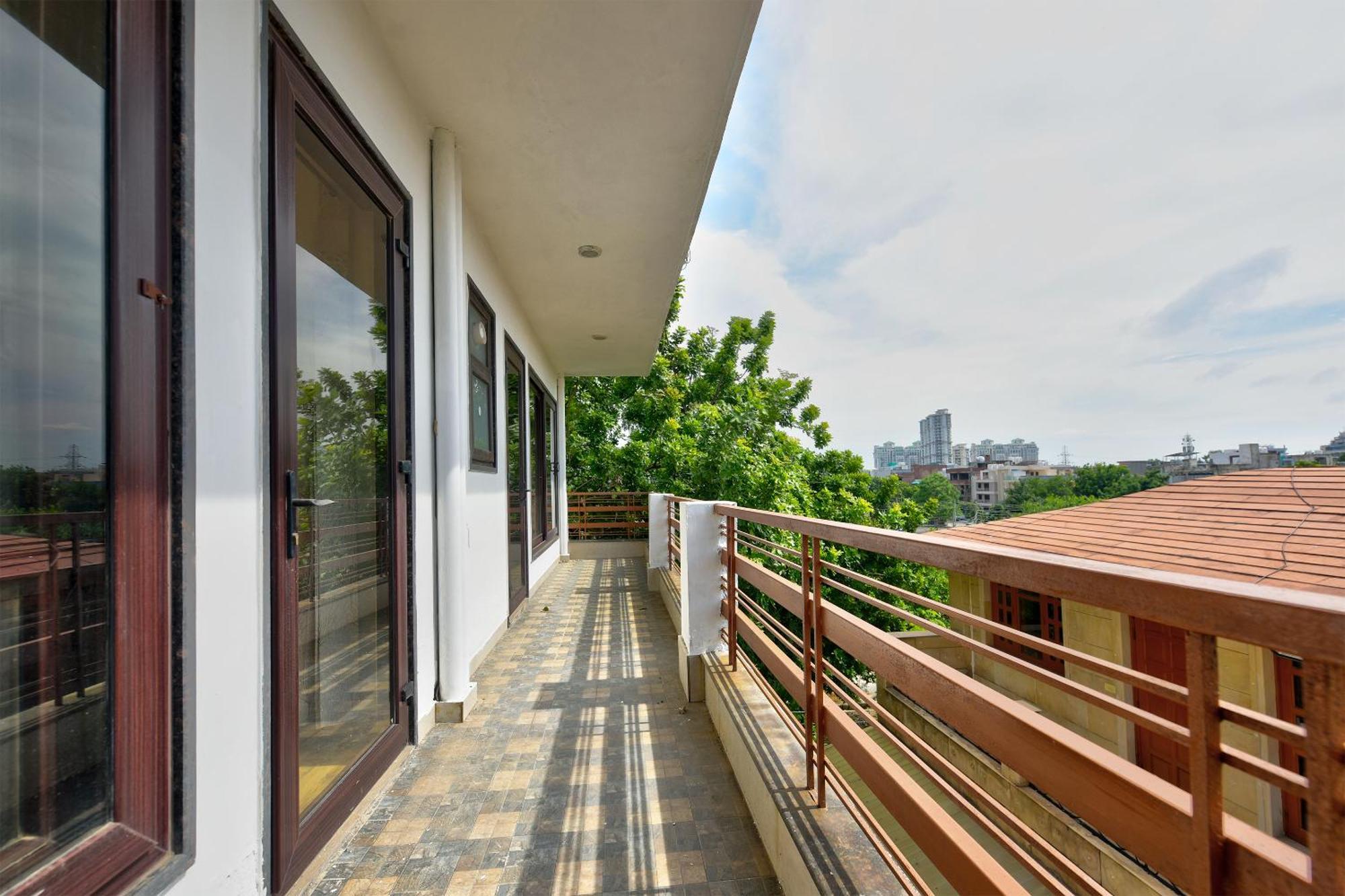 Hotel Leaf 9 Boutique, Near Golf Course Road And Galleria Market Gurgaon Buitenkant foto