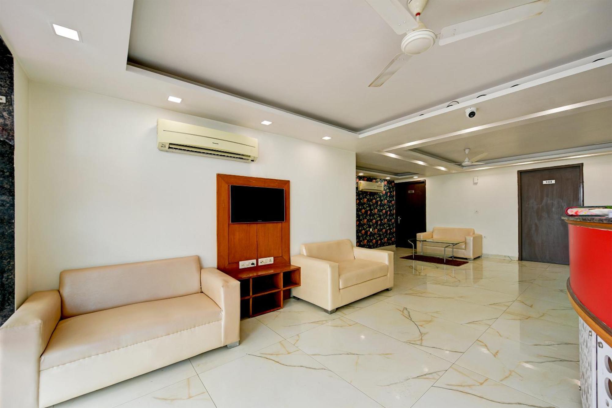 Hotel Leaf 9 Boutique, Near Golf Course Road And Galleria Market Gurgaon Buitenkant foto