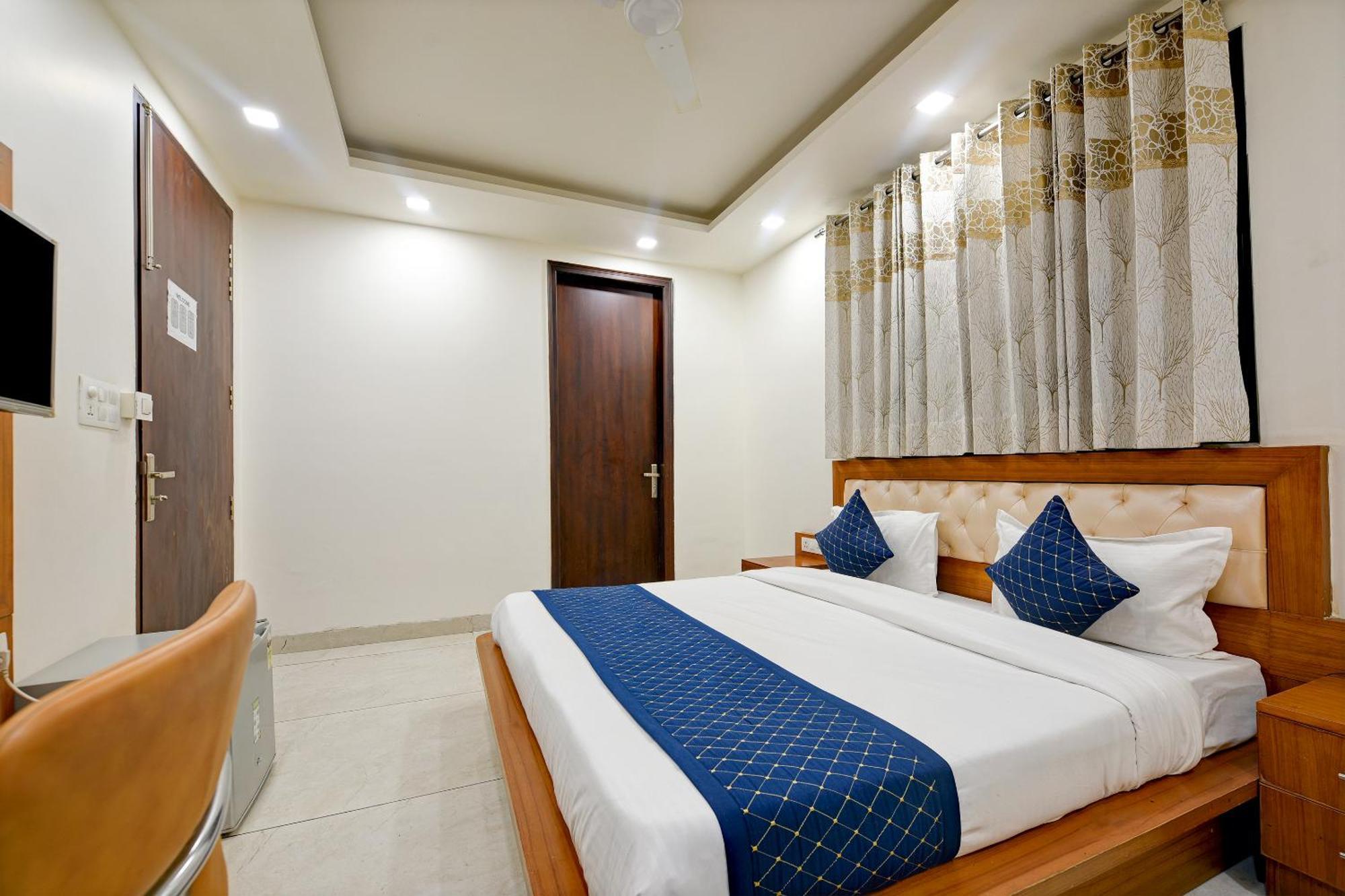 Hotel Leaf 9 Boutique, Near Golf Course Road And Galleria Market Gurgaon Buitenkant foto