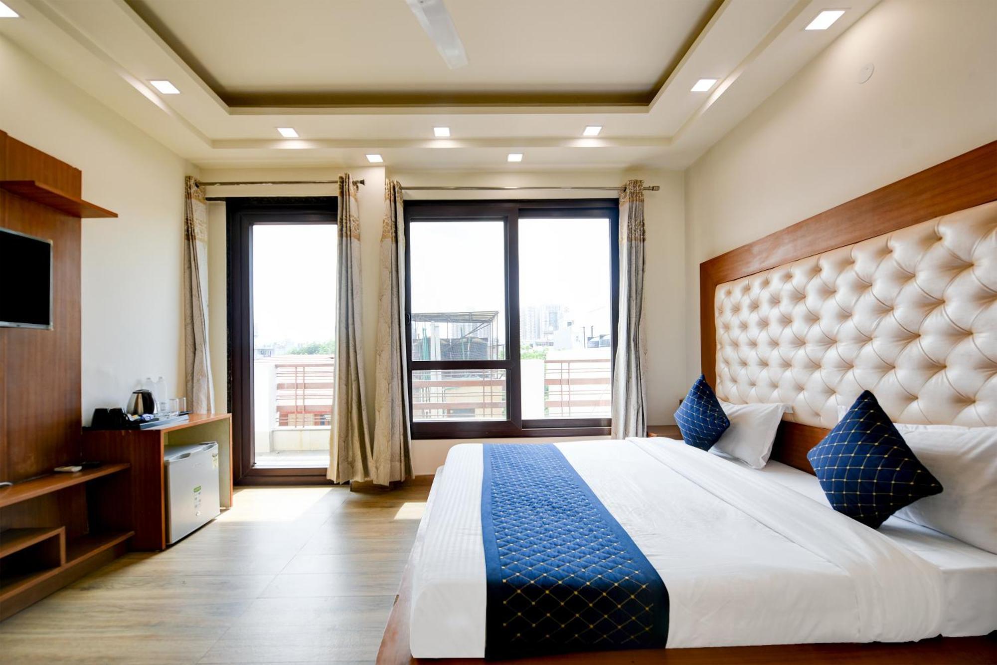 Hotel Leaf 9 Boutique, Near Golf Course Road And Galleria Market Gurgaon Buitenkant foto