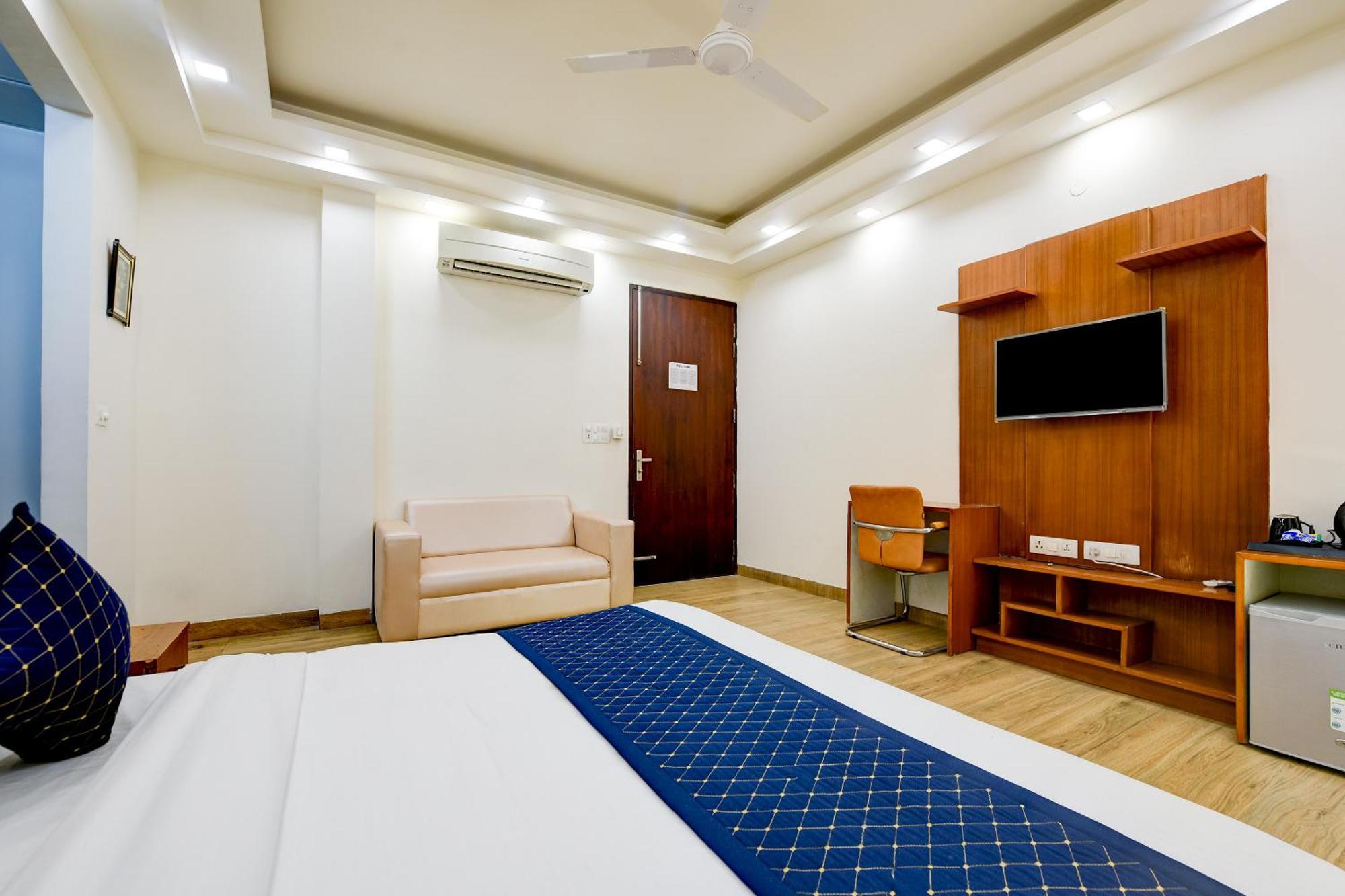 Hotel Leaf 9 Boutique, Near Golf Course Road And Galleria Market Gurgaon Buitenkant foto